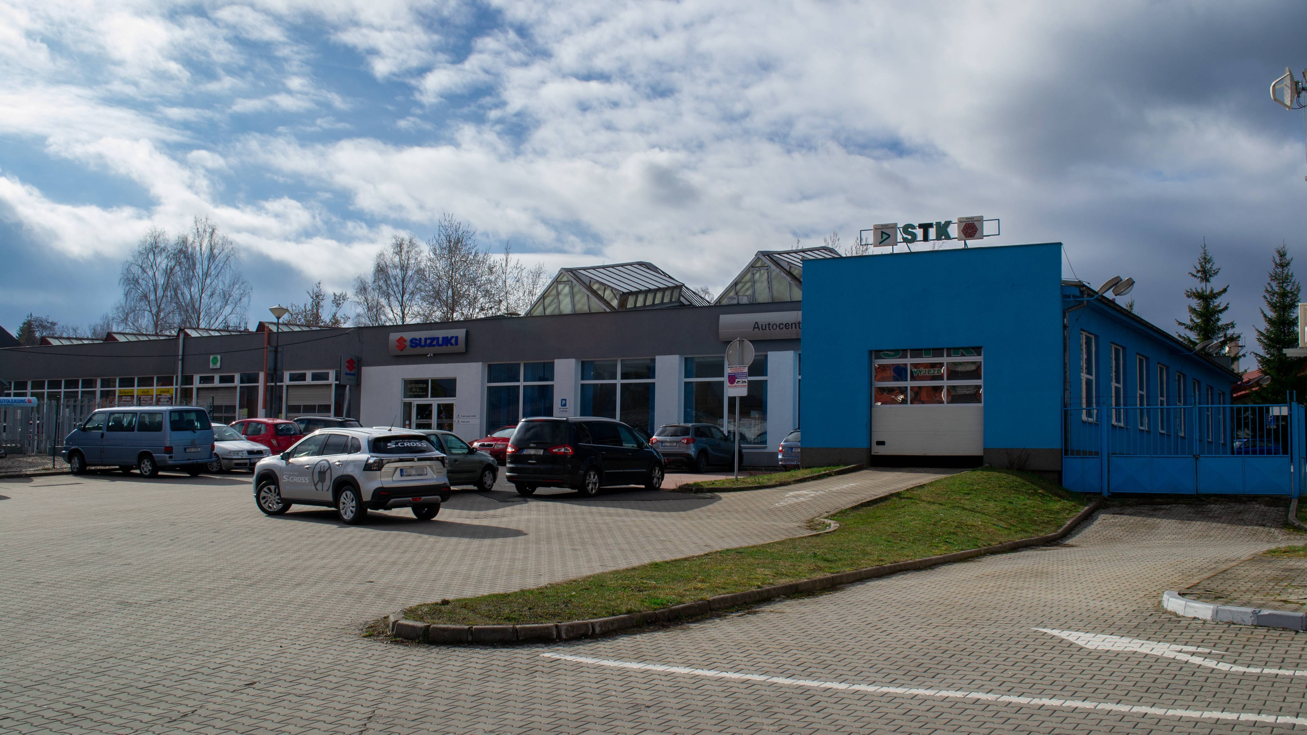 Pohled na budovu STK zepředu